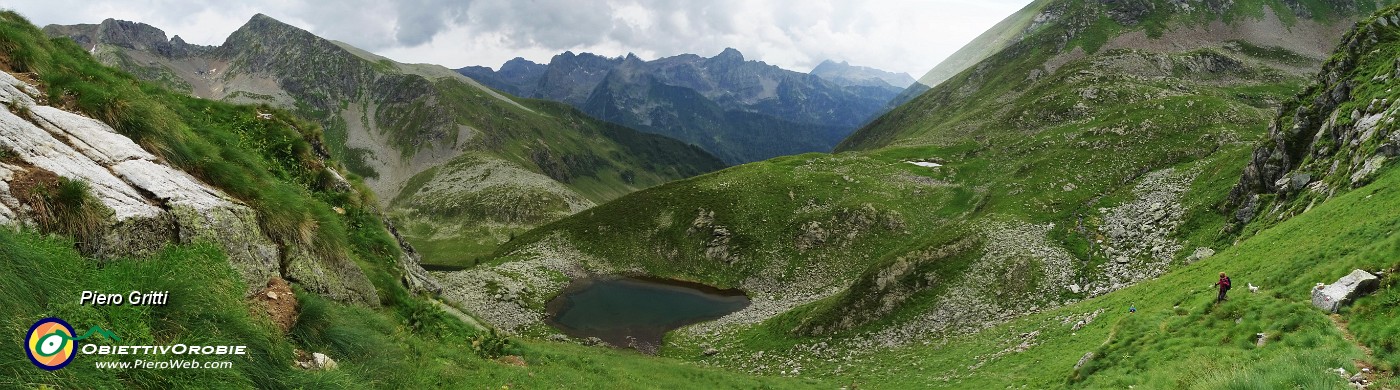 71 Panoramica con Laghetto Basso di Caldirolo.jpg